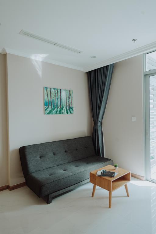The Berry Vinhomes Luxury Apartments Хошимін Екстер'єр фото